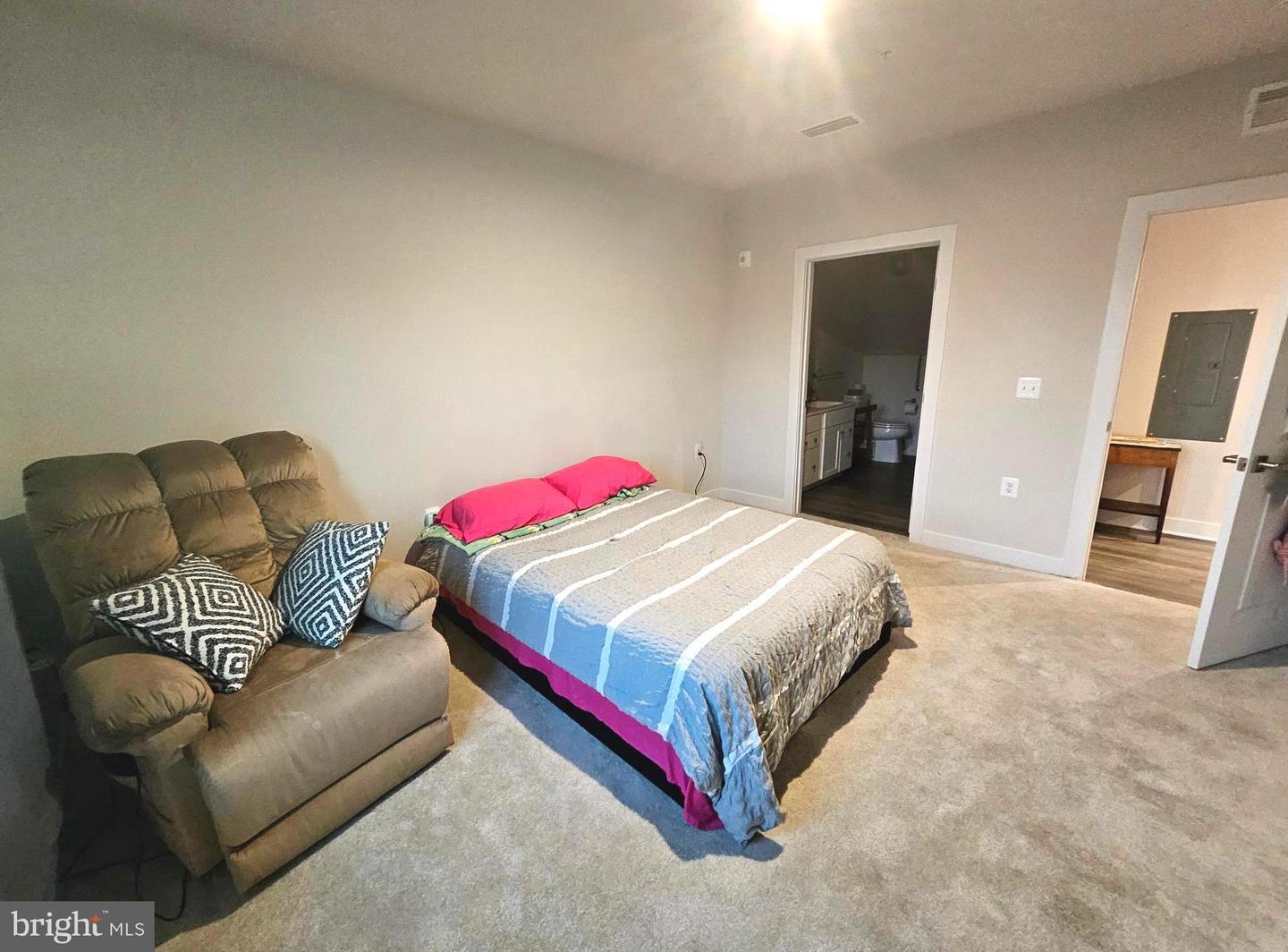 151 MCCORMICK CIR CIR #203, WINCHESTER, Virginia 22602, 2 Bedrooms Bedrooms, ,2 BathroomsBathrooms,Residential,For sale,151 MCCORMICK CIR CIR #203,VAFV2035956 MLS # VAFV2035956