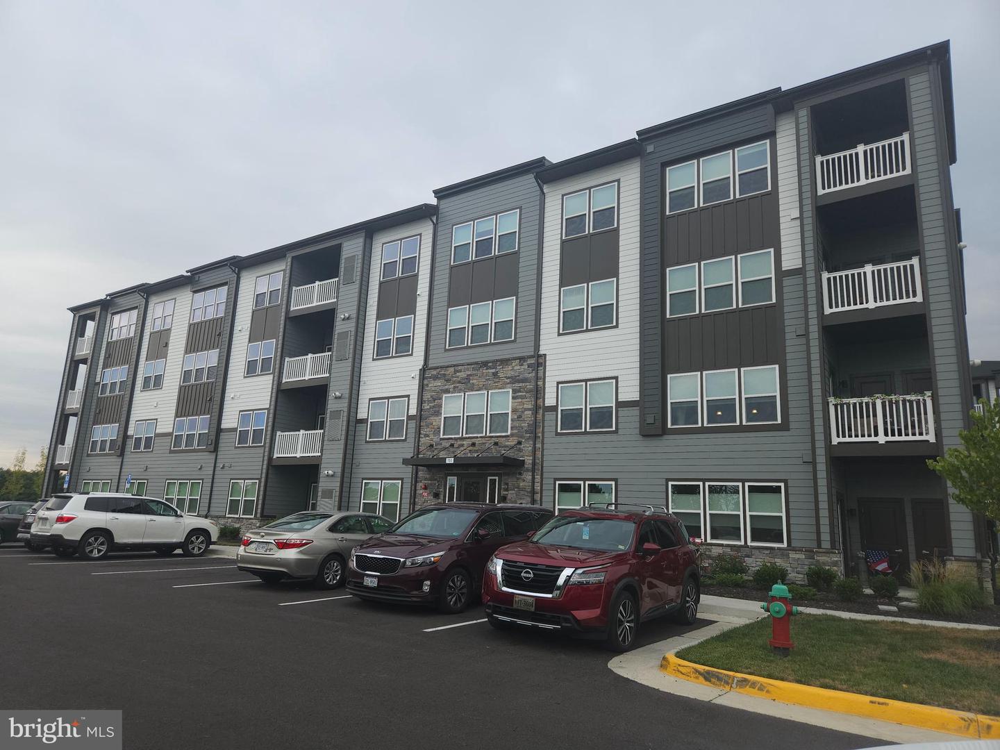 151 MCCORMICK CIR CIR #203, WINCHESTER, Virginia 22602, 2 Bedrooms Bedrooms, ,2 BathroomsBathrooms,Residential,For sale,151 MCCORMICK CIR CIR #203,VAFV2035956 MLS # VAFV2035956