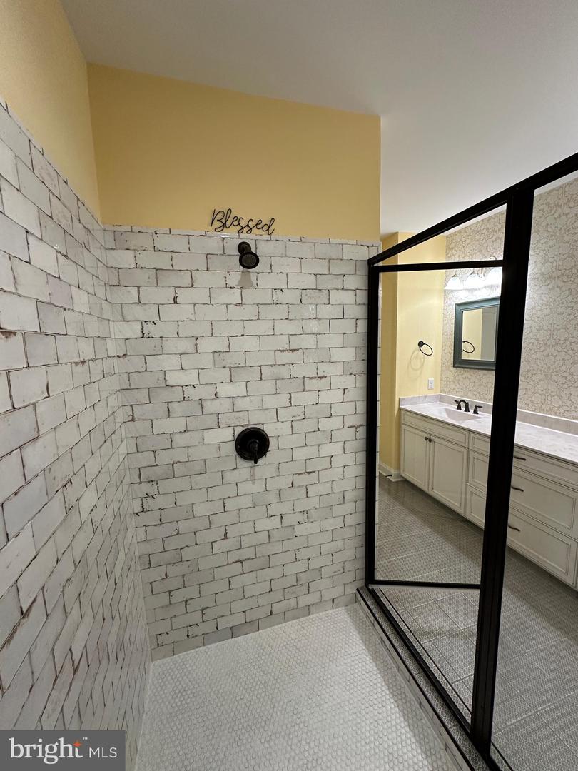 650 GOUGH RD, WINCHESTER, Virginia 22602, 3 Bedrooms Bedrooms, ,3 BathroomsBathrooms,Residential,For sale,650 GOUGH RD,VAFV2036000 MLS # VAFV2036000