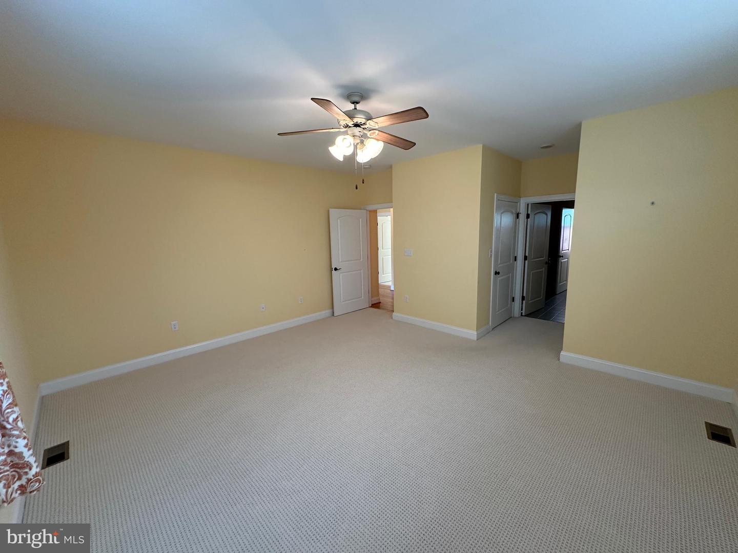 650 GOUGH RD, WINCHESTER, Virginia 22602, 3 Bedrooms Bedrooms, ,3 BathroomsBathrooms,Residential,For sale,650 GOUGH RD,VAFV2036000 MLS # VAFV2036000