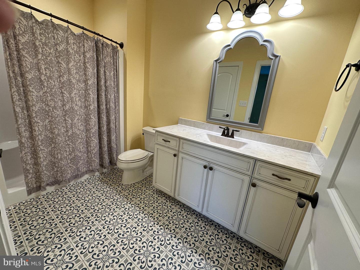 650 GOUGH RD, WINCHESTER, Virginia 22602, 3 Bedrooms Bedrooms, ,3 BathroomsBathrooms,Residential,For sale,650 GOUGH RD,VAFV2036000 MLS # VAFV2036000