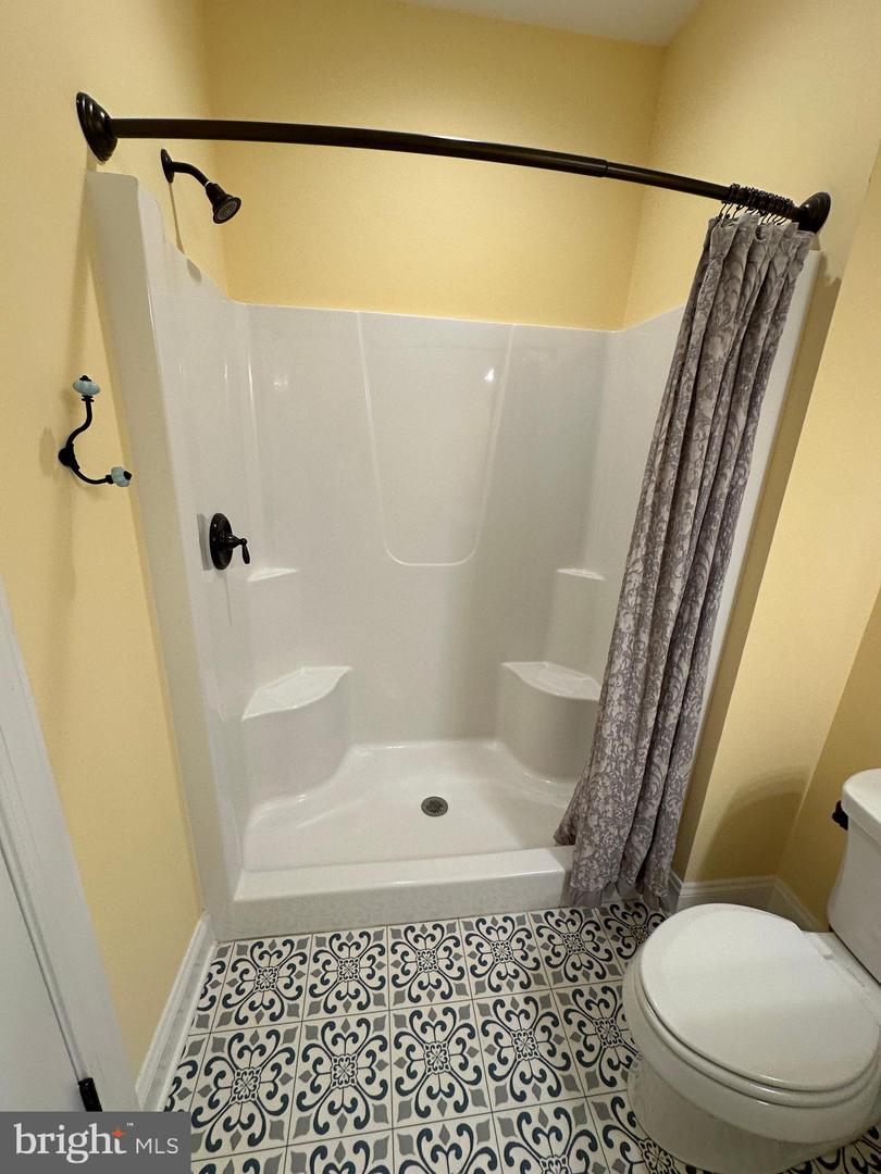 650 GOUGH RD, WINCHESTER, Virginia 22602, 3 Bedrooms Bedrooms, ,3 BathroomsBathrooms,Residential,For sale,650 GOUGH RD,VAFV2036000 MLS # VAFV2036000