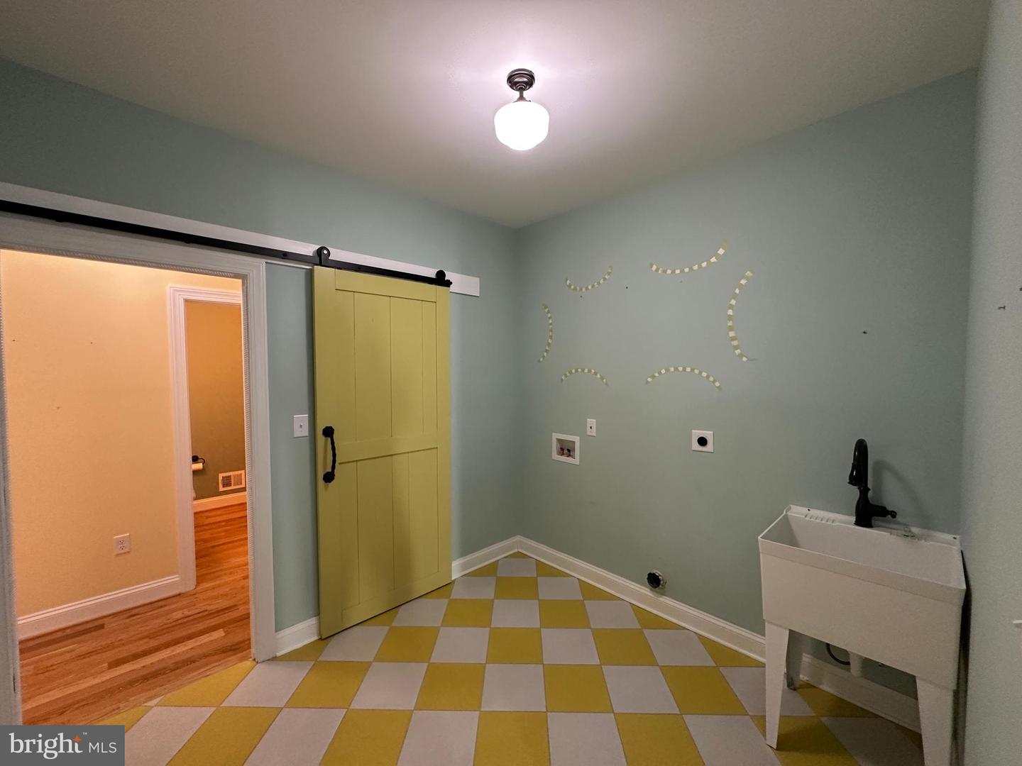 650 GOUGH RD, WINCHESTER, Virginia 22602, 3 Bedrooms Bedrooms, ,3 BathroomsBathrooms,Residential,For sale,650 GOUGH RD,VAFV2036000 MLS # VAFV2036000