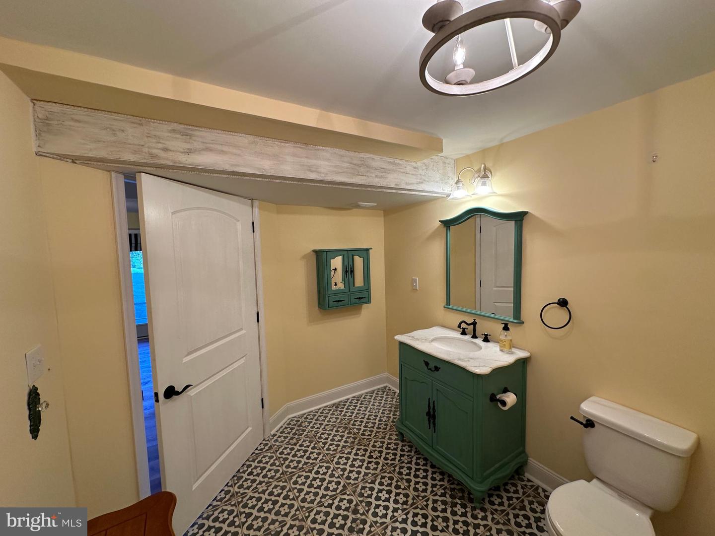 650 GOUGH RD, WINCHESTER, Virginia 22602, 3 Bedrooms Bedrooms, ,3 BathroomsBathrooms,Residential,For sale,650 GOUGH RD,VAFV2036000 MLS # VAFV2036000