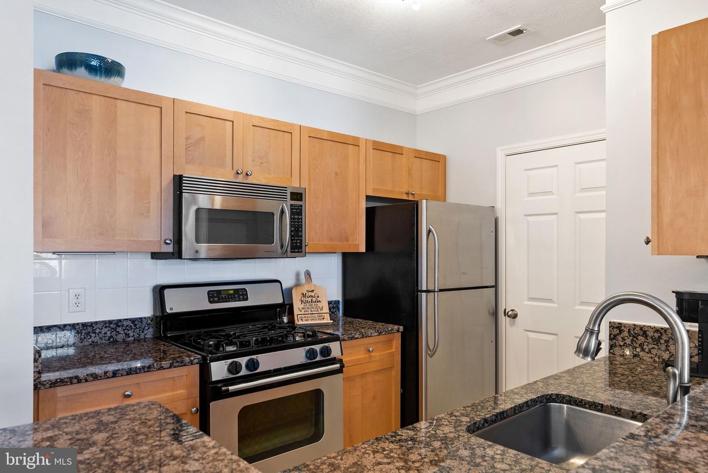 506 SUNSET VIEW TER SE #204, LEESBURG, Virginia 20175, 1 Bedroom Bedrooms, 2 Rooms Rooms,1 BathroomBathrooms,Residential,For sale,506 SUNSET VIEW TER SE #204,VALO2104228 MLS # VALO2104228