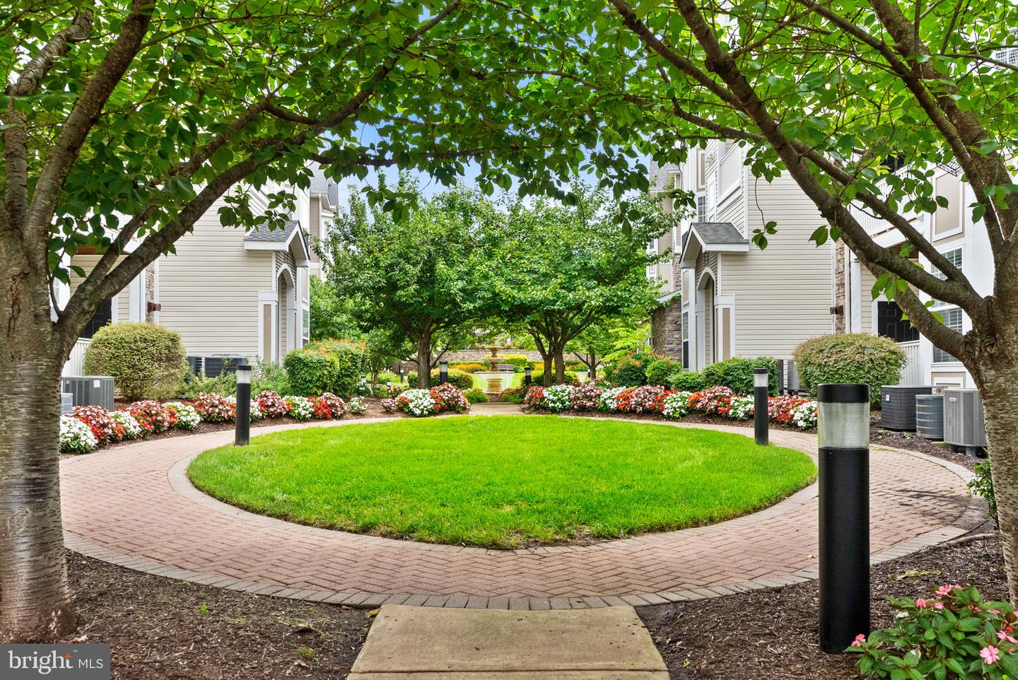 506 SUNSET VIEW TER SE #204, LEESBURG, Virginia 20175, 1 Bedroom Bedrooms, 2 Rooms Rooms,1 BathroomBathrooms,Residential,For sale,506 SUNSET VIEW TER SE #204,VALO2104228 MLS # VALO2104228