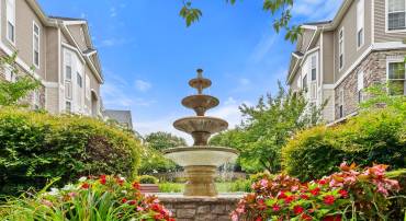 506 SUNSET VIEW TER SE #204, LEESBURG, Virginia 20175, 1 Bedroom Bedrooms, 2 Rooms Rooms,1 BathroomBathrooms,Residential,For sale,506 SUNSET VIEW TER SE #204,VALO2104228 MLS # VALO2104228