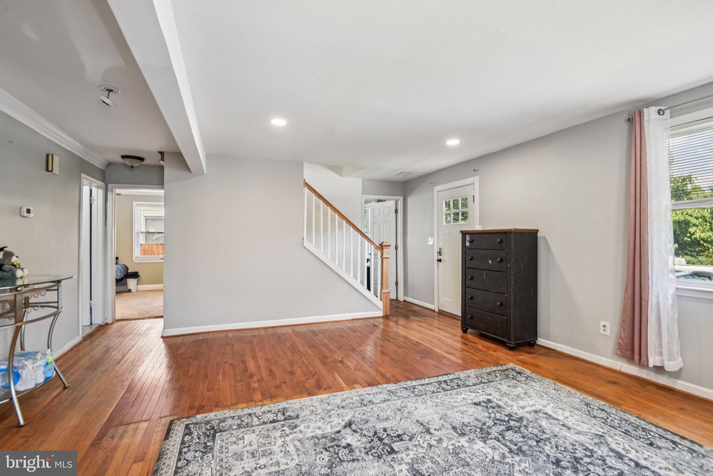 6715 WESTCOTT RD, FALLS CHURCH, Virginia 22042, 6 Bedrooms Bedrooms, ,4 BathroomsBathrooms,Residential,For sale,6715 WESTCOTT RD,VAFX2260260 MLS # VAFX2260260