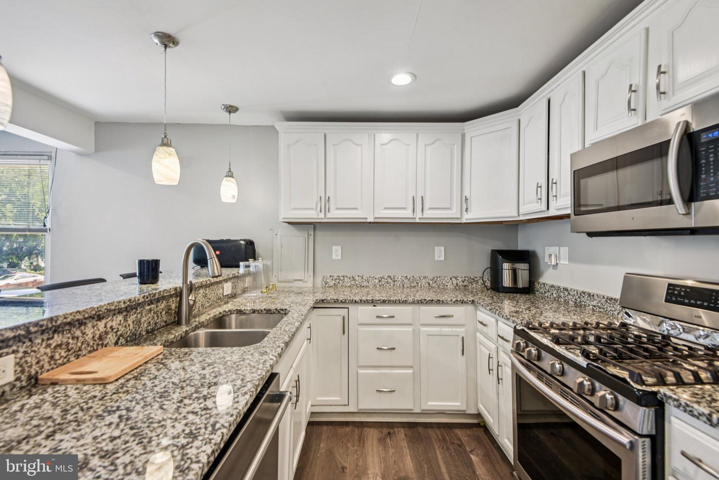 6715 WESTCOTT RD, FALLS CHURCH, Virginia 22042, 6 Bedrooms Bedrooms, ,4 BathroomsBathrooms,Residential,For sale,6715 WESTCOTT RD,VAFX2260260 MLS # VAFX2260260