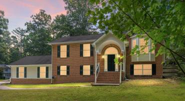 600 ABBEY DR, RUTHER GLEN, Virginia 22546, 4 Bedrooms Bedrooms, 8 Rooms Rooms,3 BathroomsBathrooms,Residential,For sale,600 ABBEY DR,VACV2008654 MLS # VACV2008654