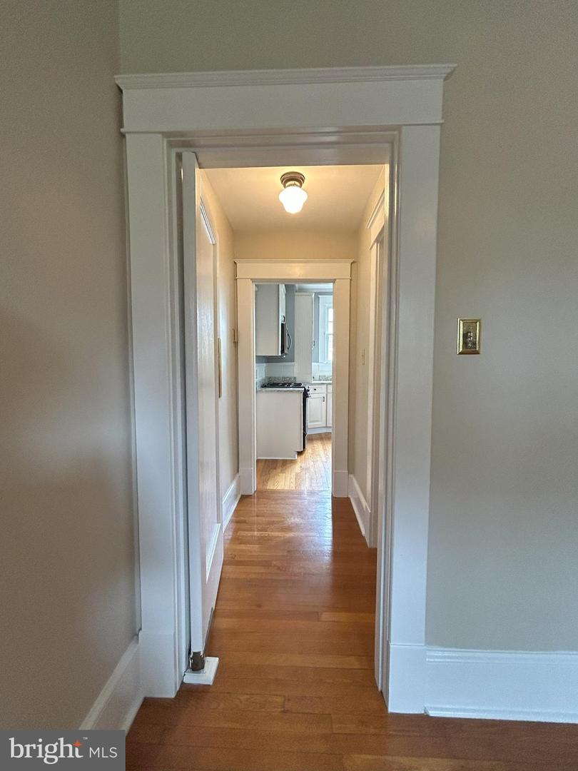 405 MACOY AVE, CULPEPER, Virginia 22701, 4 Bedrooms Bedrooms, 8 Rooms Rooms,3 BathroomsBathrooms,Residential,For sale,405 MACOY AVE,VACU2011252 MLS # VACU2011252