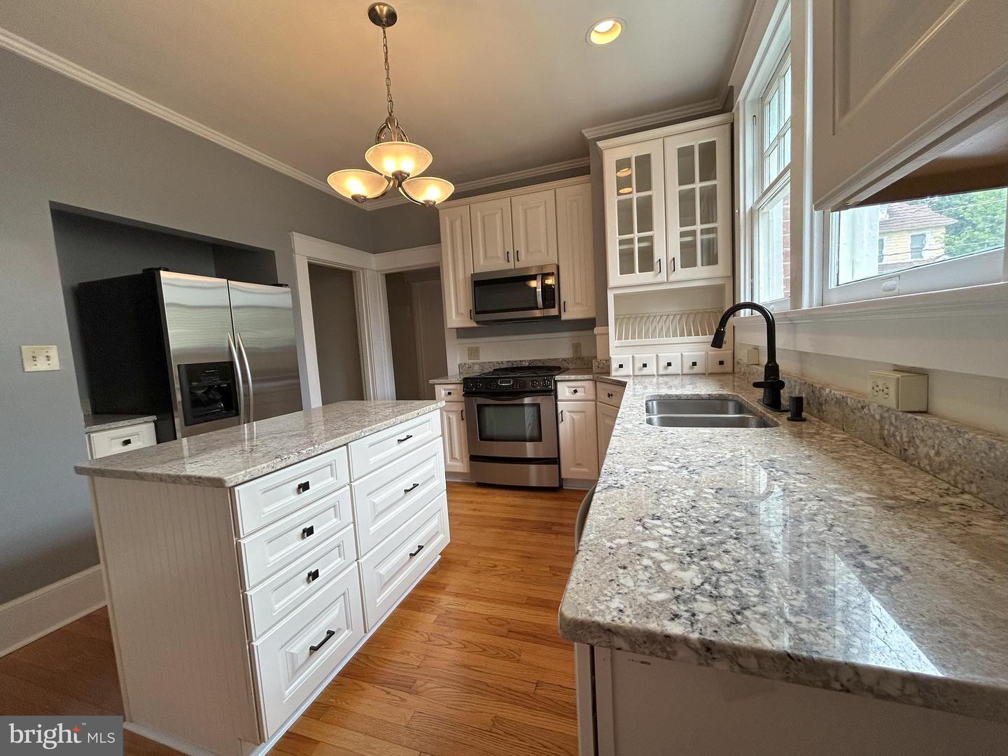405 MACOY AVE, CULPEPER, Virginia 22701, 4 Bedrooms Bedrooms, 8 Rooms Rooms,3 BathroomsBathrooms,Residential,For sale,405 MACOY AVE,VACU2011252 MLS # VACU2011252