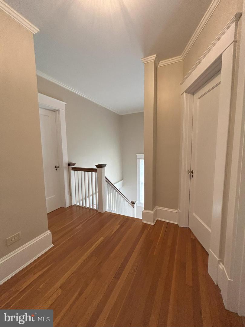 405 MACOY AVE, CULPEPER, Virginia 22701, 4 Bedrooms Bedrooms, 8 Rooms Rooms,3 BathroomsBathrooms,Residential,For sale,405 MACOY AVE,VACU2011252 MLS # VACU2011252