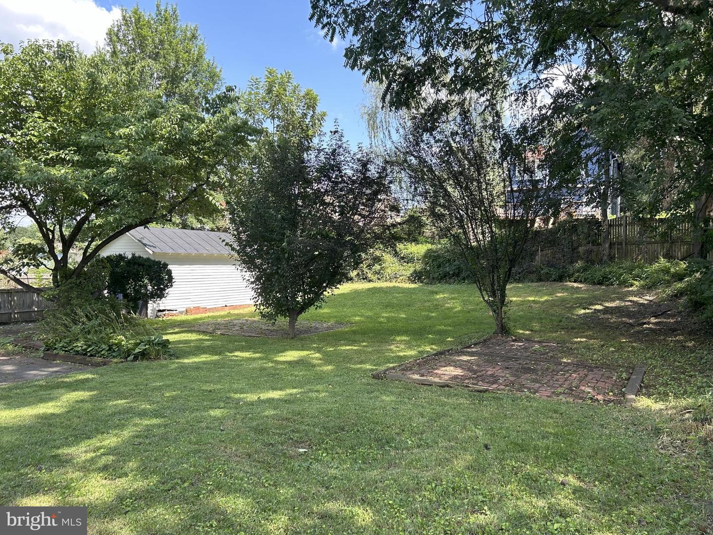 405 MACOY AVE, CULPEPER, Virginia 22701, 4 Bedrooms Bedrooms, 8 Rooms Rooms,3 BathroomsBathrooms,Residential,For sale,405 MACOY AVE,VACU2011252 MLS # VACU2011252