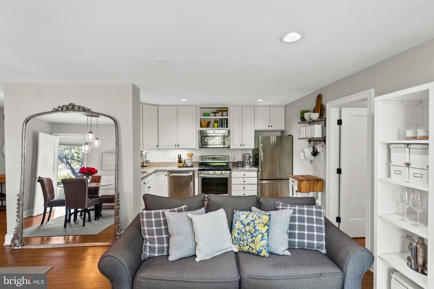 950 25TH NW #1011-N, WASHINGTON, District Of Columbia 20037, 2 Bedrooms Bedrooms, ,2 BathroomsBathrooms,Residential,For sale,950 25TH NW #1011-N,DCDC2214100 MLS # DCDC2214100 950 25TH NW #1011-N, WASHINGTON, District Of Columbia 20037, 2 Bedrooms Bedrooms, ,2 BathroomsBathrooms,Residential,For sale,950 25TH NW #1011-N,DCDC2214100 MLS # DCDC2214100