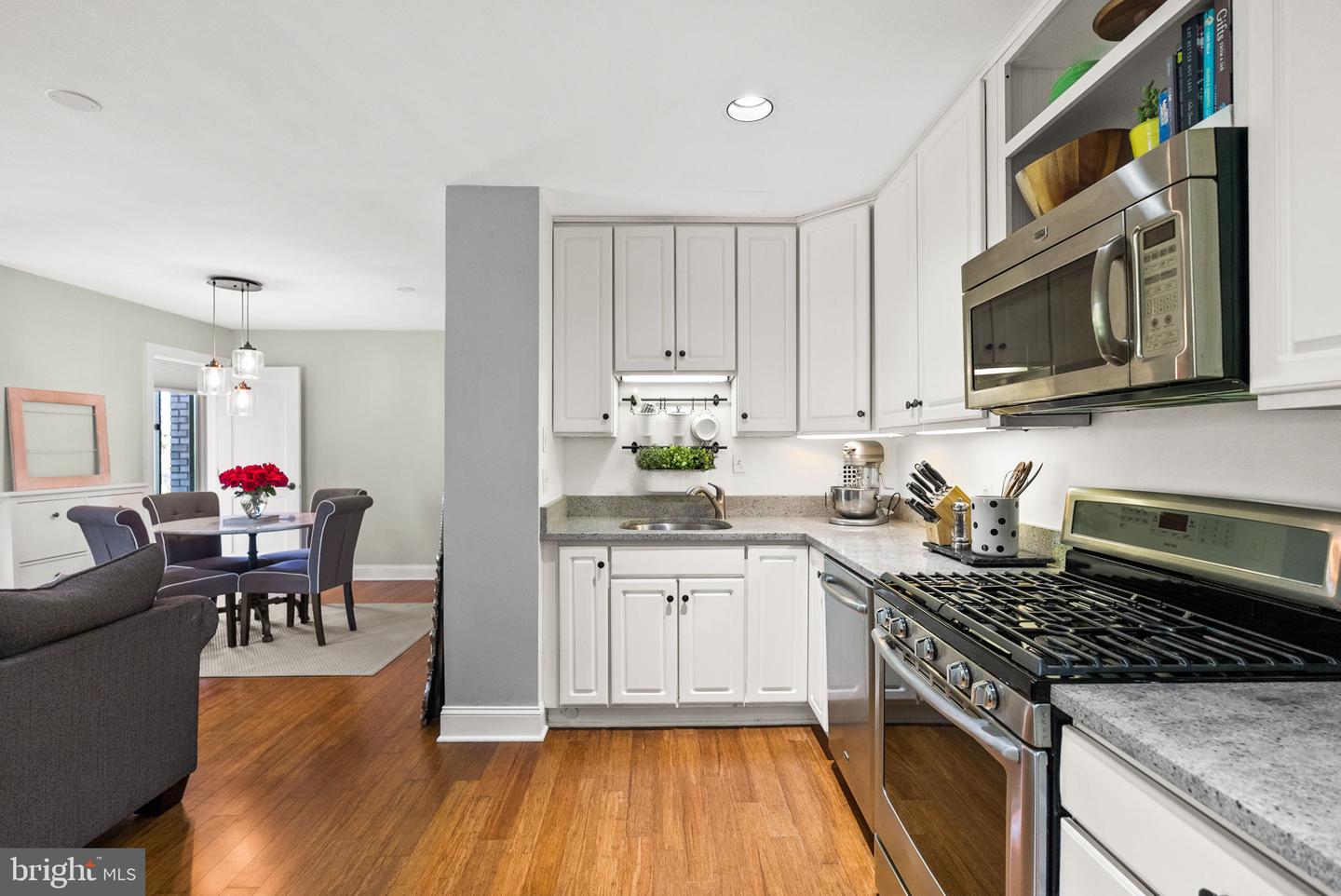 950 25TH NW #1011-N, WASHINGTON, District Of Columbia 20037, 2 Bedrooms Bedrooms, ,2 BathroomsBathrooms,Residential,For sale,950 25TH NW #1011-N,DCDC2214100 MLS # DCDC2214100 950 25TH NW #1011-N, WASHINGTON, District Of Columbia 20037, 2 Bedrooms Bedrooms, ,2 BathroomsBathrooms,Residential,For sale,950 25TH NW #1011-N,DCDC2214100 MLS # DCDC2214100