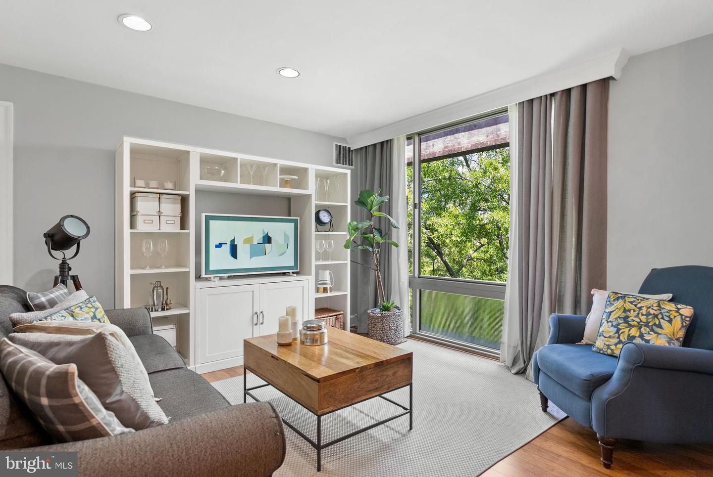 950 25TH NW #1011-N, WASHINGTON, District Of Columbia 20037, 2 Bedrooms Bedrooms, ,2 BathroomsBathrooms,Residential,For sale,950 25TH NW #1011-N,DCDC2214100 MLS # DCDC2214100 950 25TH NW #1011-N, WASHINGTON, District Of Columbia 20037, 2 Bedrooms Bedrooms, ,2 BathroomsBathrooms,Residential,For sale,950 25TH NW #1011-N,DCDC2214100 MLS # DCDC2214100