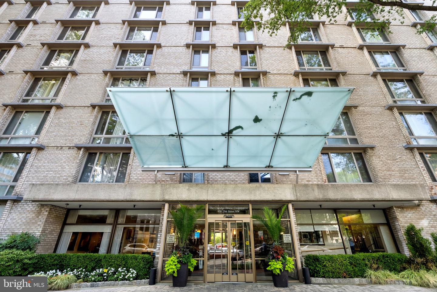 950 25TH NW #1011-N, WASHINGTON, District Of Columbia 20037, 2 Bedrooms Bedrooms, ,2 BathroomsBathrooms,Residential,For sale,950 25TH NW #1011-N,DCDC2214100 MLS # DCDC2214100 950 25TH NW #1011-N, WASHINGTON, District Of Columbia 20037, 2 Bedrooms Bedrooms, ,2 BathroomsBathrooms,Residential,For sale,950 25TH NW #1011-N,DCDC2214100 MLS # DCDC2214100