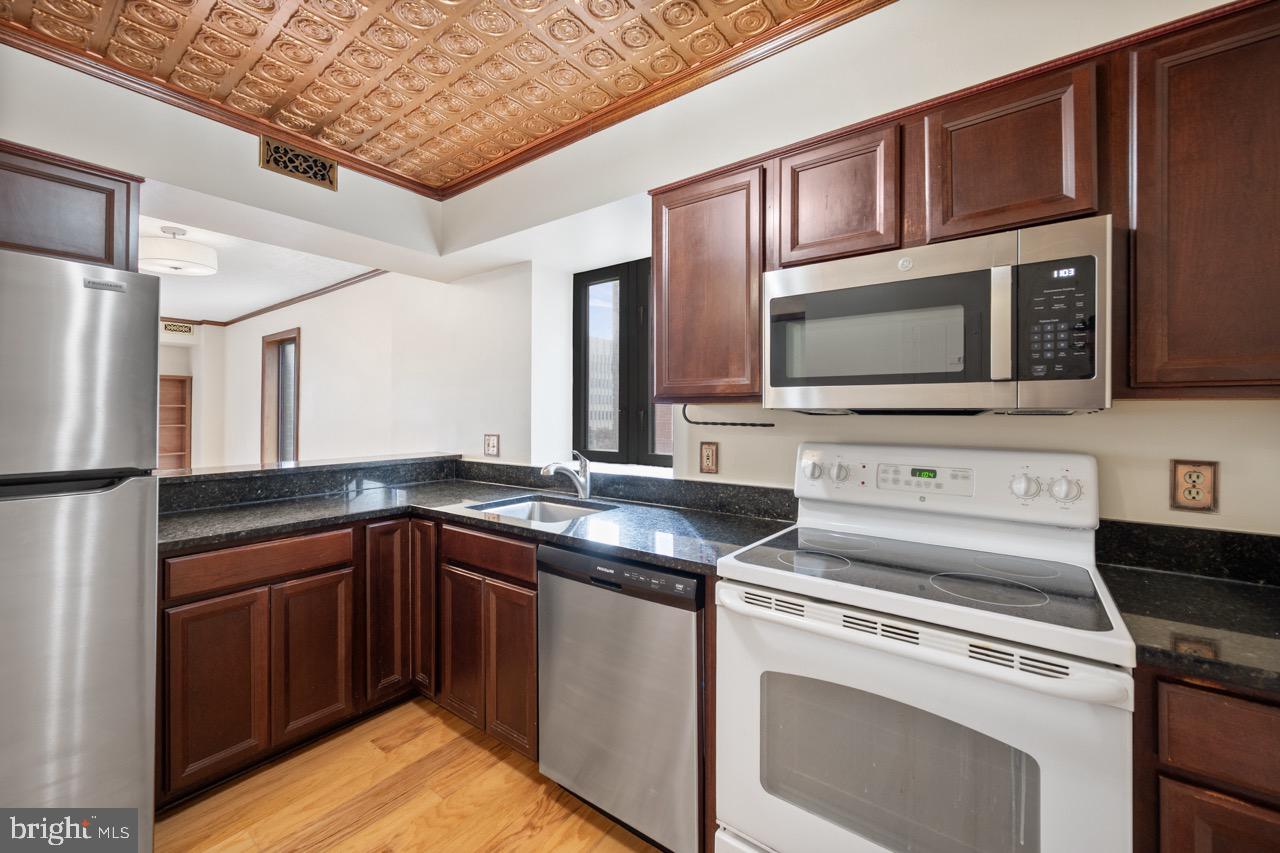 2320 WISCONSIN AVE NW #206, WASHINGTON, District Of Columbia 20007, 1 Bedroom Bedrooms, ,1 BathroomBathrooms,Residential,For sale,2320 WISCONSIN AVE NW #206,DCDC2214220 MLS # DCDC2214220
