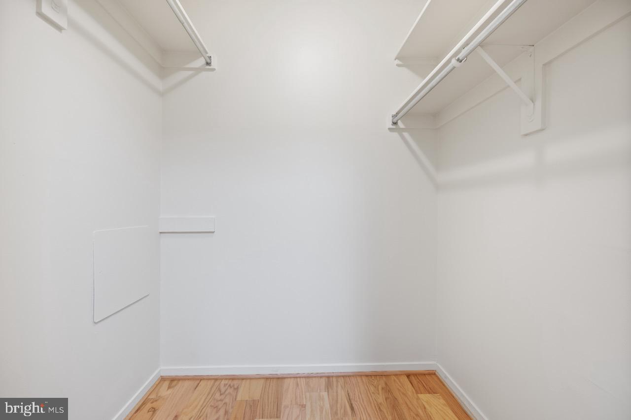 2320 WISCONSIN AVE NW #206, WASHINGTON, District Of Columbia 20007, 1 Bedroom Bedrooms, ,1 BathroomBathrooms,Residential,For sale,2320 WISCONSIN AVE NW #206,DCDC2214220 MLS # DCDC2214220