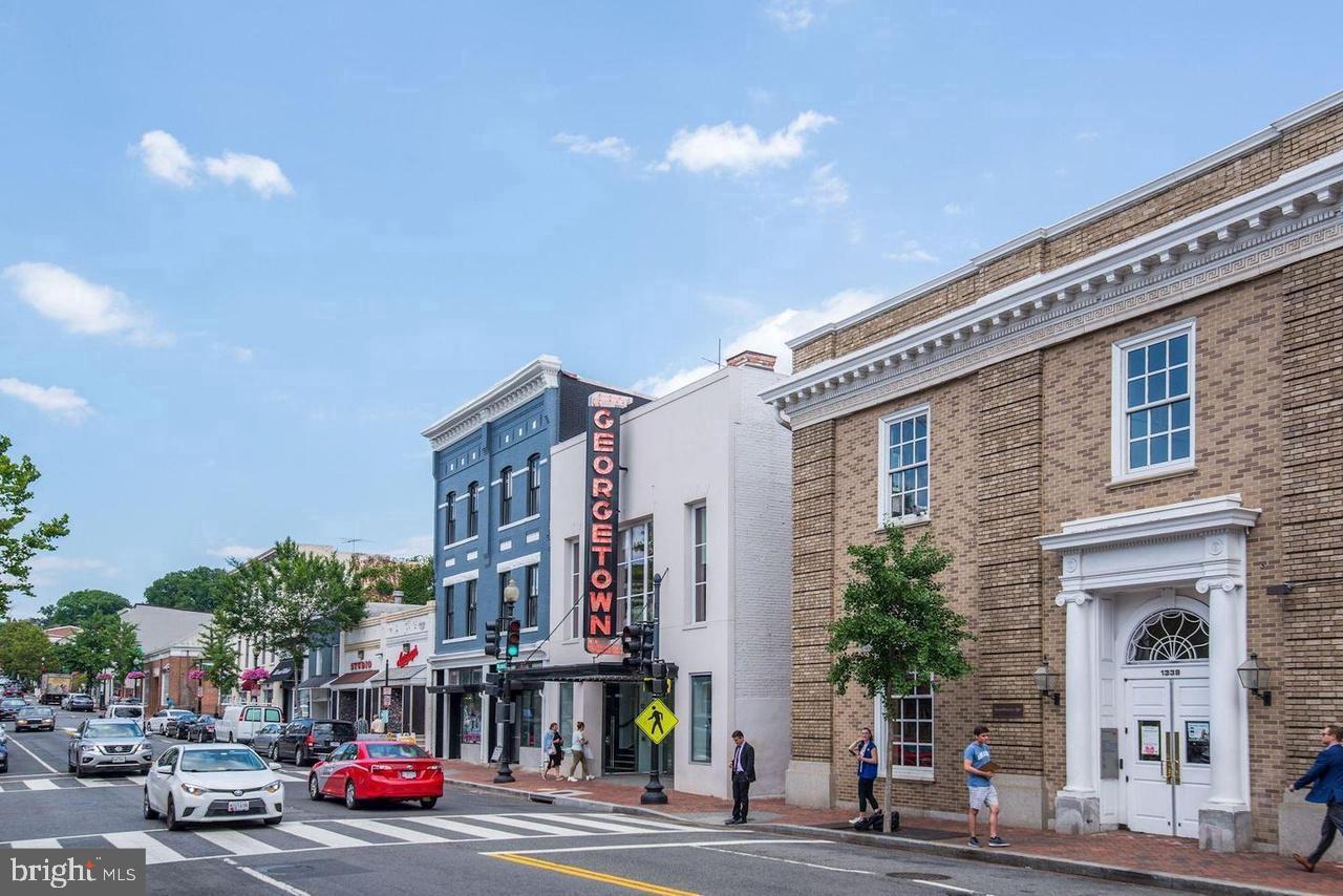 2320 WISCONSIN AVE NW #206, WASHINGTON, District Of Columbia 20007, 1 Bedroom Bedrooms, ,1 BathroomBathrooms,Residential,For sale,2320 WISCONSIN AVE NW #206,DCDC2214220 MLS # DCDC2214220