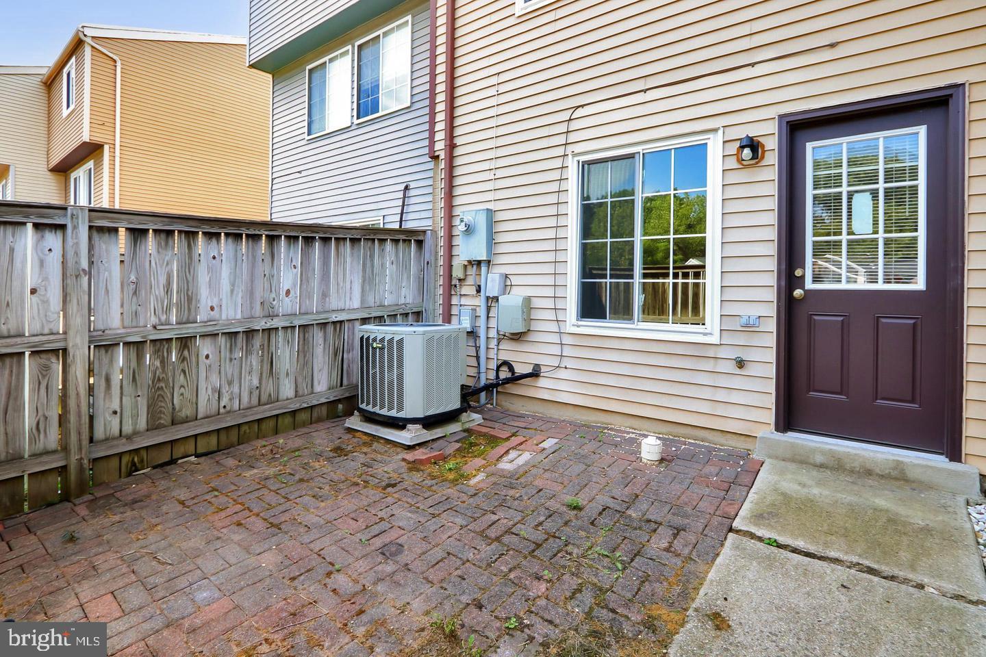 1650 DEVIL LN, WOODBRIDGE, Virginia 22192, 2 Bedrooms Bedrooms, ,1 BathroomBathrooms,Residential,For sale,1650 DEVIL LN,VAPW2101032 MLS # VAPW2101032