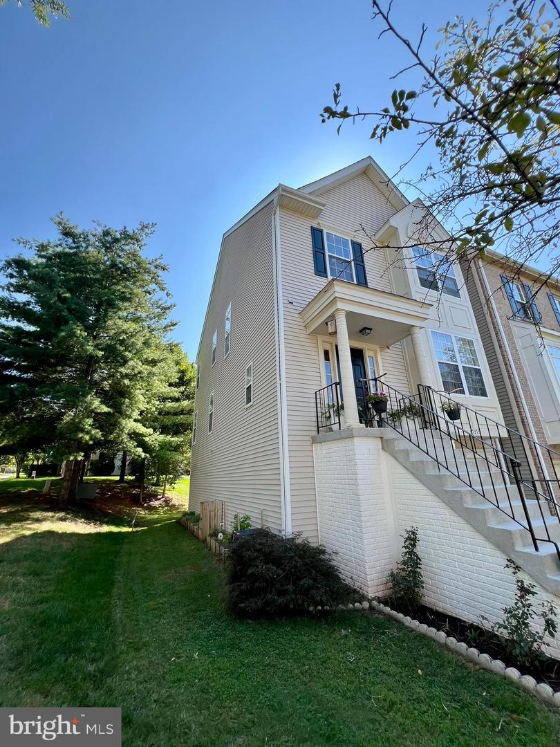47379 DARKHOLLOW FALLS TER, STERLING, Virginia 20165, 4 Bedrooms Bedrooms, ,3 BathroomsBathrooms,Residential,For sale,47379 DARKHOLLOW FALLS TER,VALO2104160 MLS # VALO2104160