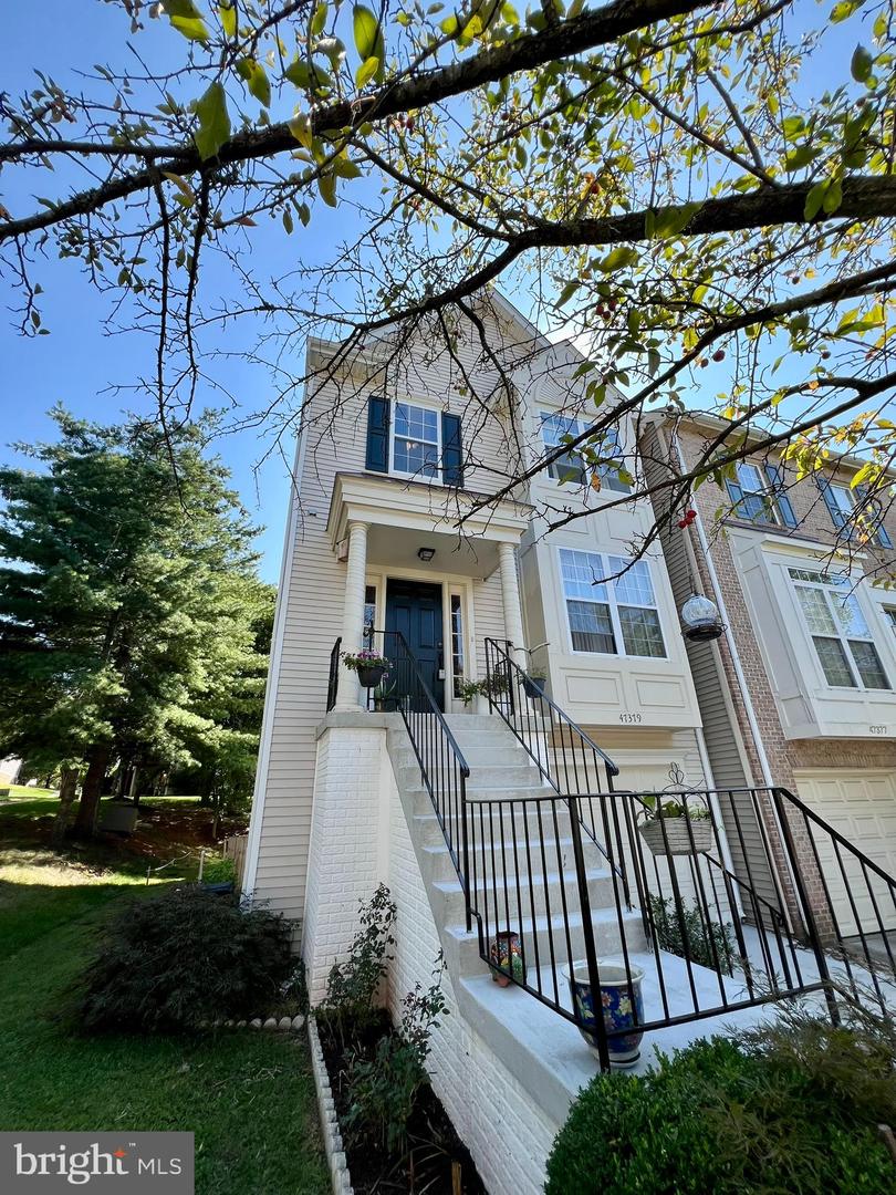 47379 DARKHOLLOW FALLS TER, STERLING, Virginia 20165, 4 Bedrooms Bedrooms, ,3 BathroomsBathrooms,Residential,For sale,47379 DARKHOLLOW FALLS TER,VALO2104160 MLS # VALO2104160