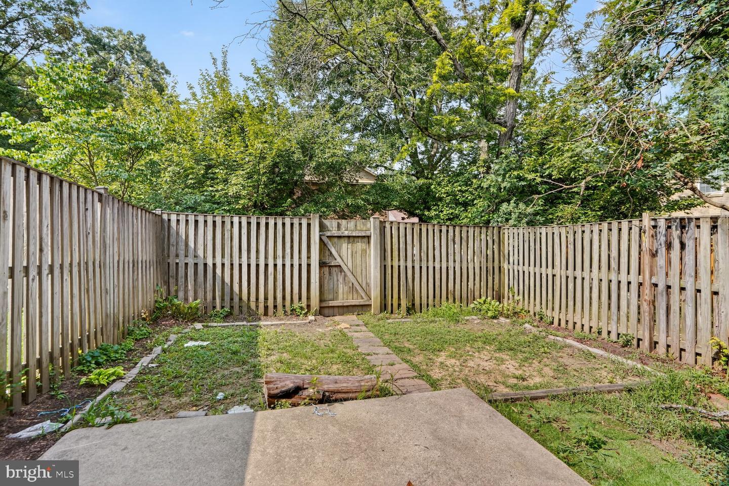 7937 BETHELEN WOODS LN, SPRINGFIELD, Virginia 22153, 3 Bedrooms Bedrooms, ,2 BathroomsBathrooms,Residential,For sale,7937 BETHELEN WOODS LN,VAFX2260120 MLS # VAFX2260120
