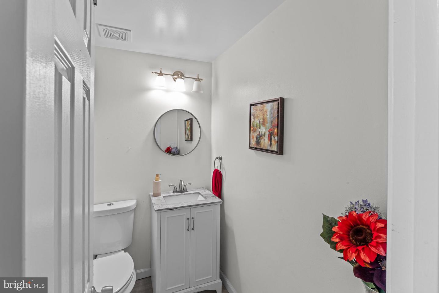 13760 HOLLY FOREST DR, MANASSAS, Virginia 20112, 6 Bedrooms Bedrooms, ,3 BathroomsBathrooms,Residential,For sale,13760 HOLLY FOREST DR,VAPW2101108 MLS # VAPW2101108