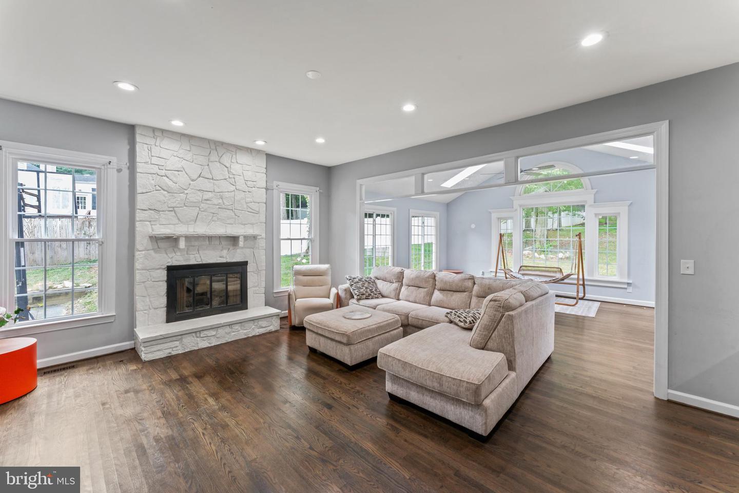 13760 HOLLY FOREST DR, MANASSAS, Virginia 20112, 6 Bedrooms Bedrooms, ,3 BathroomsBathrooms,Residential,For sale,13760 HOLLY FOREST DR,VAPW2101108 MLS # VAPW2101108