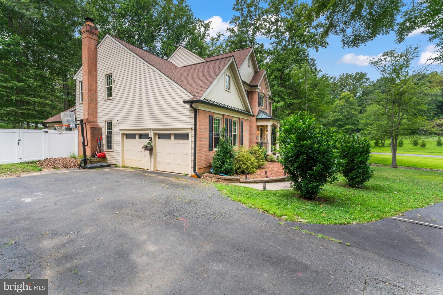 13760 HOLLY FOREST DR, MANASSAS, Virginia 20112, 6 Bedrooms Bedrooms, ,3 BathroomsBathrooms,Residential,For sale,13760 HOLLY FOREST DR,VAPW2101108 MLS # VAPW2101108