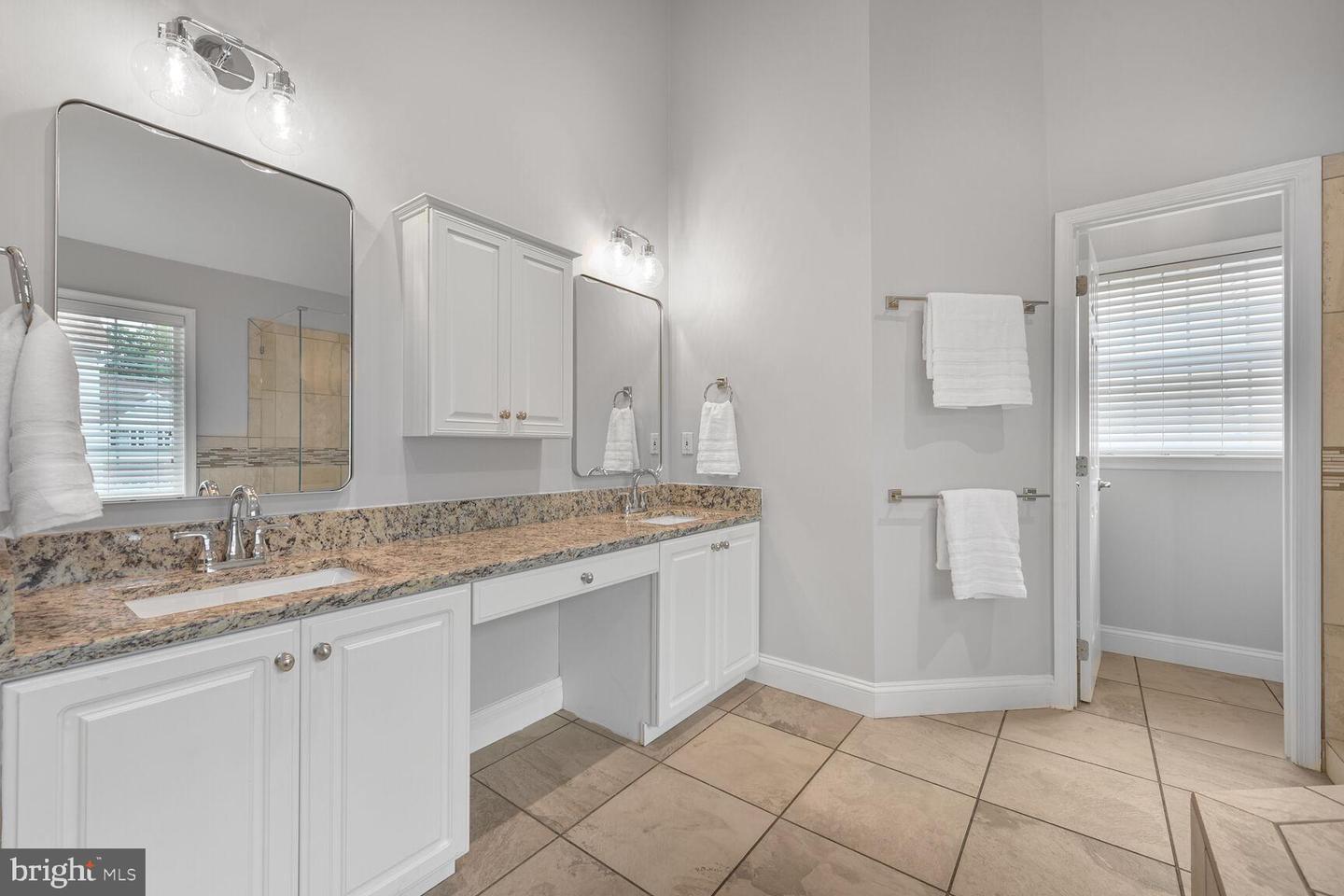 47536 HIDDEN COVE CT, STERLING, Virginia 20165, 5 Bedrooms Bedrooms, ,3 BathroomsBathrooms,Residential,For sale,47536 HIDDEN COVE CT,VALO2104210 MLS # VALO2104210