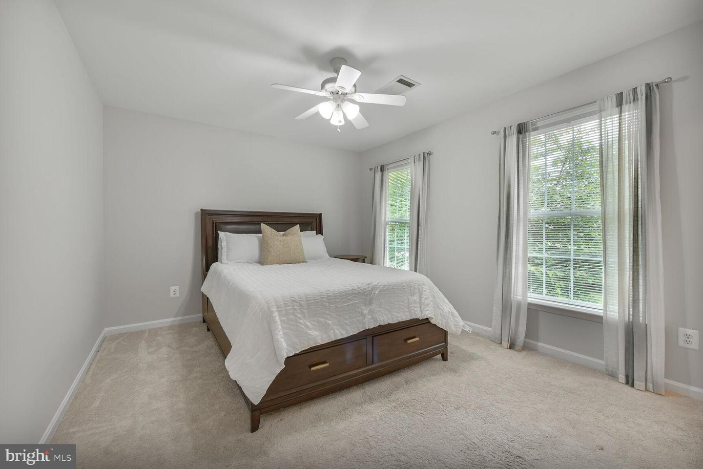 47536 HIDDEN COVE CT, STERLING, Virginia 20165, 5 Bedrooms Bedrooms, ,3 BathroomsBathrooms,Residential,For sale,47536 HIDDEN COVE CT,VALO2104210 MLS # VALO2104210