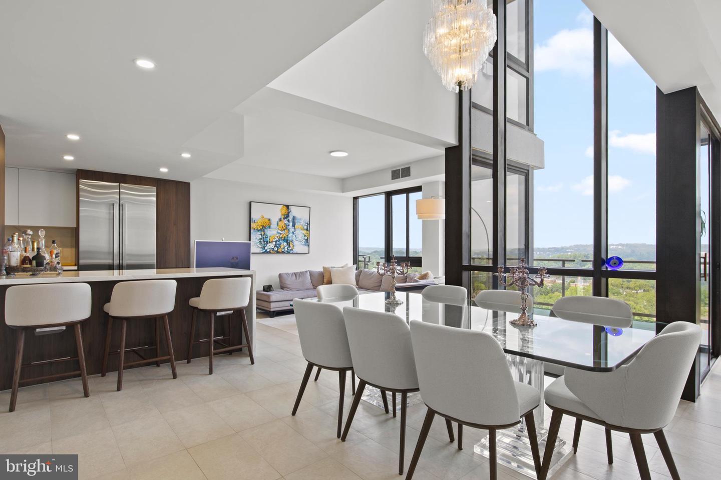 1530 KEY BLVD #1318, ARLINGTON, Virginia 22209, 2 Bedrooms Bedrooms, ,3 BathroomsBathrooms,Residential,For sale,1530 KEY BLVD #1318,VAAR2062098 MLS # VAAR2062098