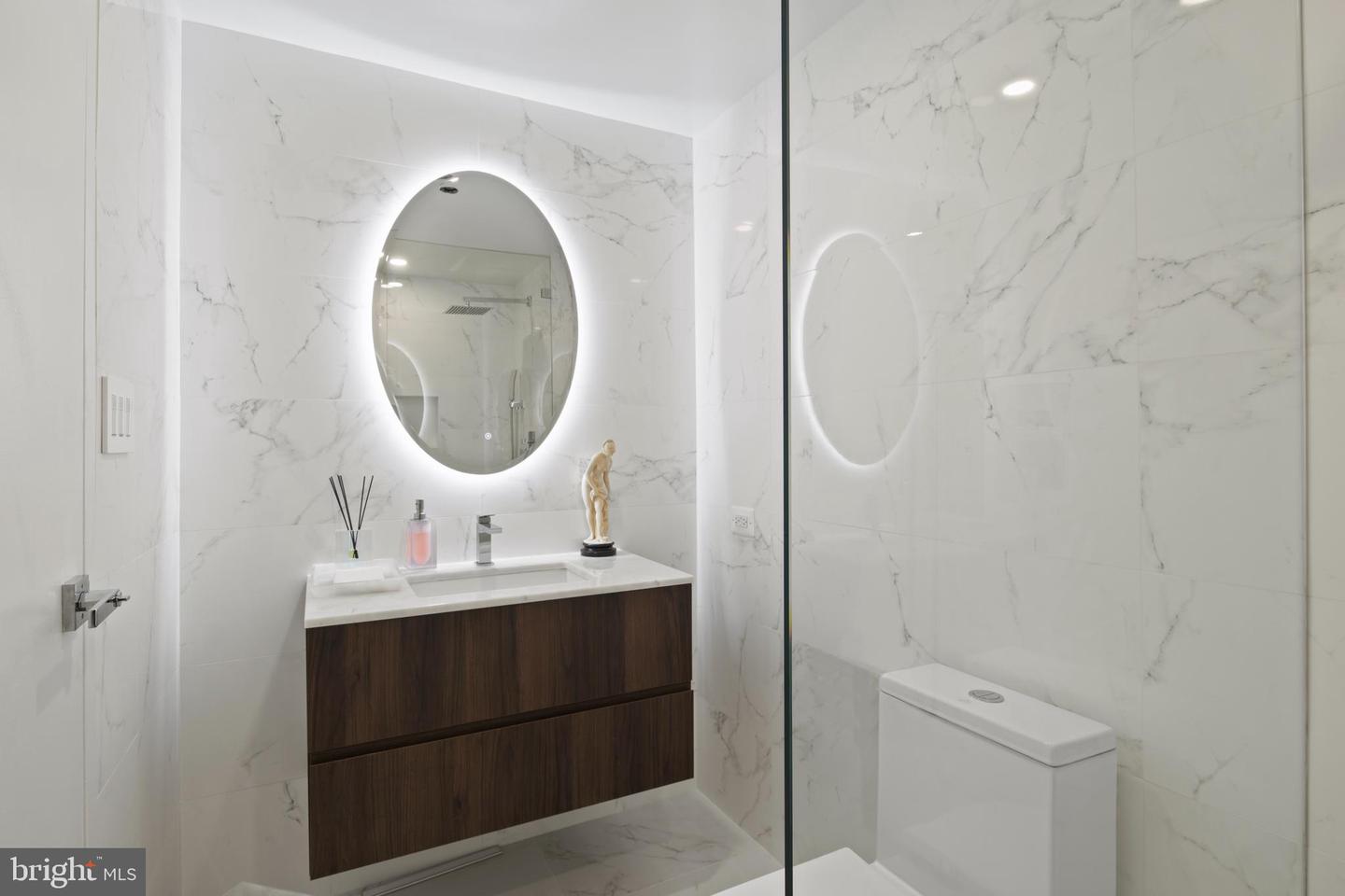 1530 KEY BLVD #1318, ARLINGTON, Virginia 22209, 2 Bedrooms Bedrooms, ,3 BathroomsBathrooms,Residential,For sale,1530 KEY BLVD #1318,VAAR2062098 MLS # VAAR2062098