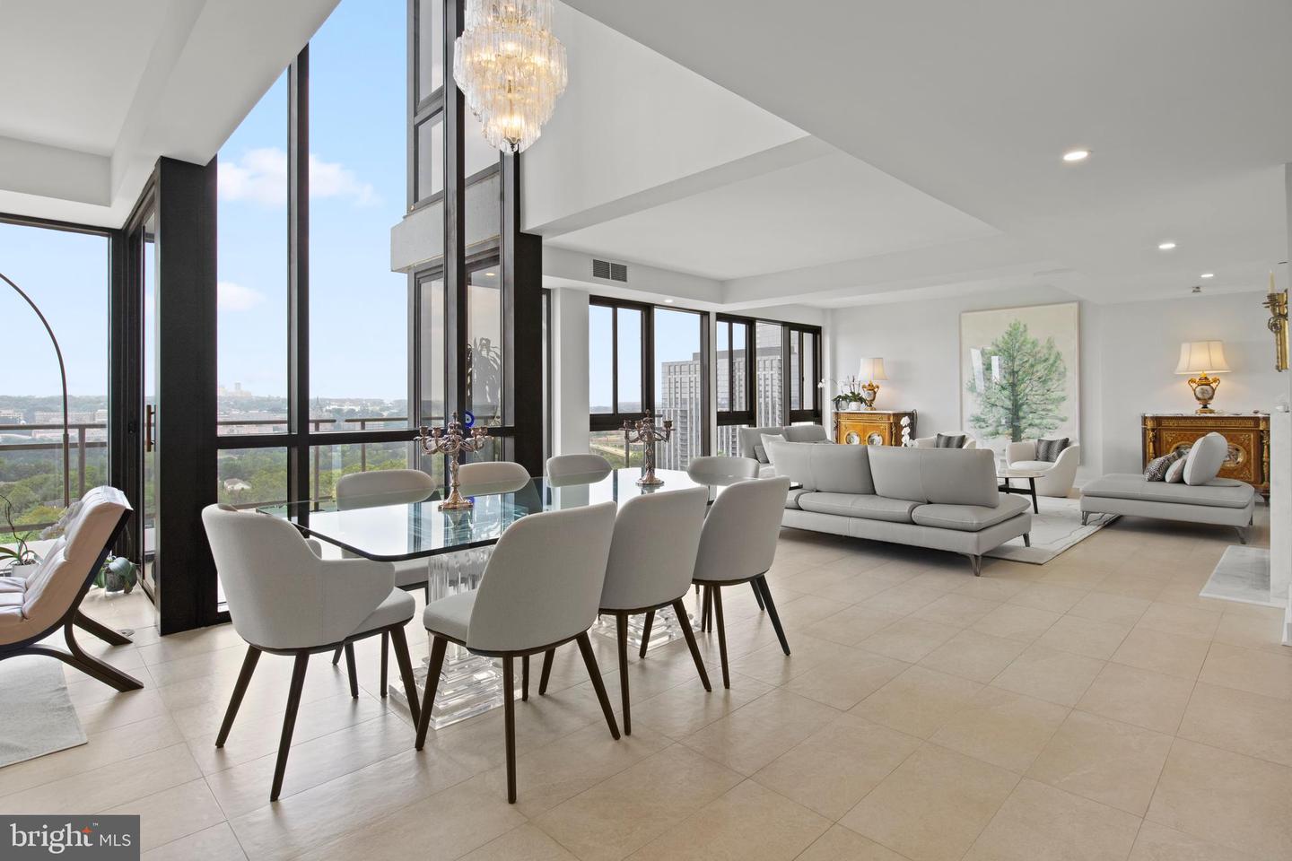 1530 KEY BLVD #1318, ARLINGTON, Virginia 22209, 2 Bedrooms Bedrooms, ,3 BathroomsBathrooms,Residential,For sale,1530 KEY BLVD #1318,VAAR2062098 MLS # VAAR2062098