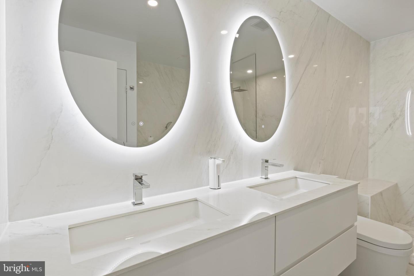 1530 KEY BLVD #1318, ARLINGTON, Virginia 22209, 2 Bedrooms Bedrooms, ,3 BathroomsBathrooms,Residential,For sale,1530 KEY BLVD #1318,VAAR2062098 MLS # VAAR2062098