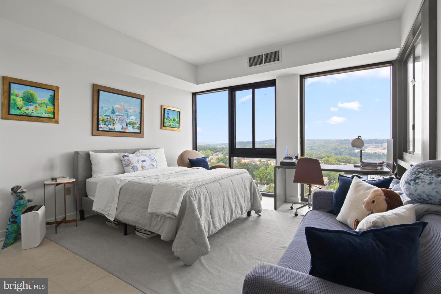 1530 KEY BLVD #1318, ARLINGTON, Virginia 22209, 2 Bedrooms Bedrooms, ,3 BathroomsBathrooms,Residential,For sale,1530 KEY BLVD #1318,VAAR2062098 MLS # VAAR2062098