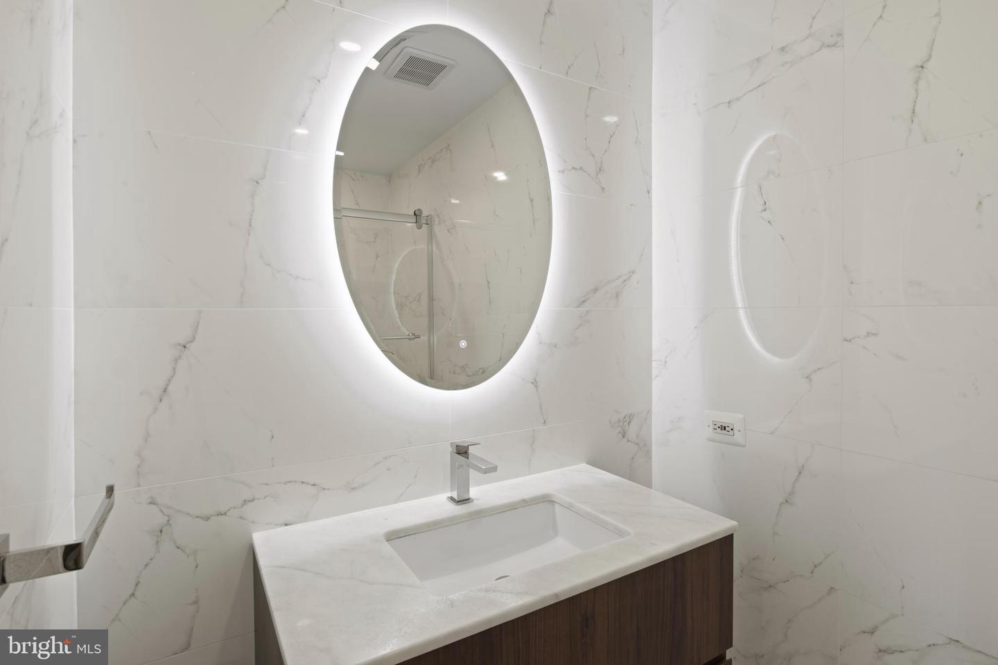 1530 KEY BLVD #1318, ARLINGTON, Virginia 22209, 2 Bedrooms Bedrooms, ,3 BathroomsBathrooms,Residential,For sale,1530 KEY BLVD #1318,VAAR2062098 MLS # VAAR2062098