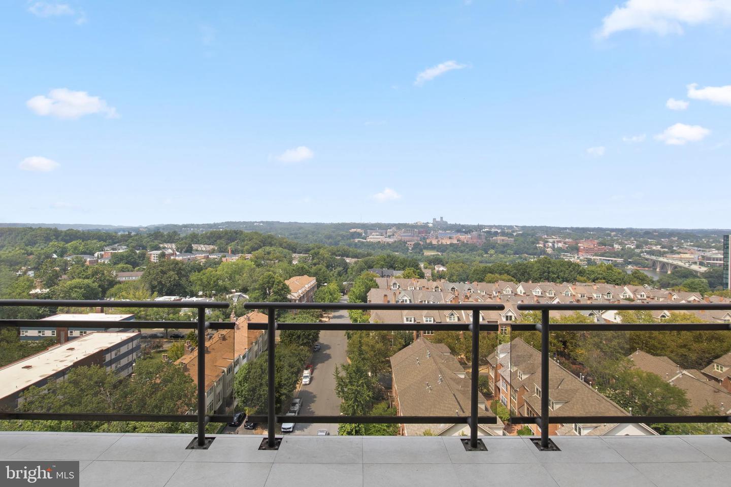1530 KEY BLVD #1318, ARLINGTON, Virginia 22209, 2 Bedrooms Bedrooms, ,3 BathroomsBathrooms,Residential,For sale,1530 KEY BLVD #1318,VAAR2062098 MLS # VAAR2062098