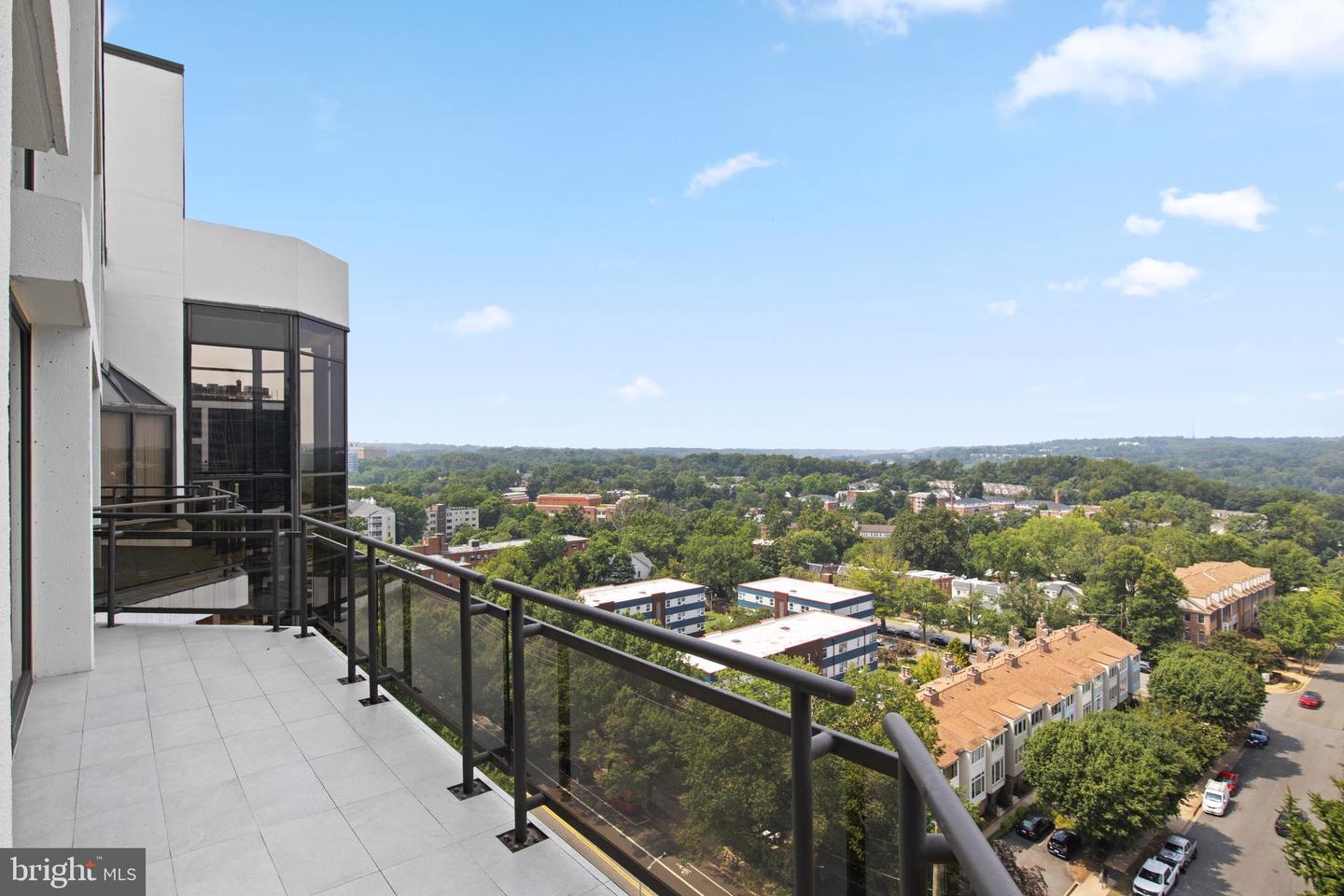 1530 KEY BLVD #1318, ARLINGTON, Virginia 22209, 2 Bedrooms Bedrooms, ,3 BathroomsBathrooms,Residential,For sale,1530 KEY BLVD #1318,VAAR2062098 MLS # VAAR2062098