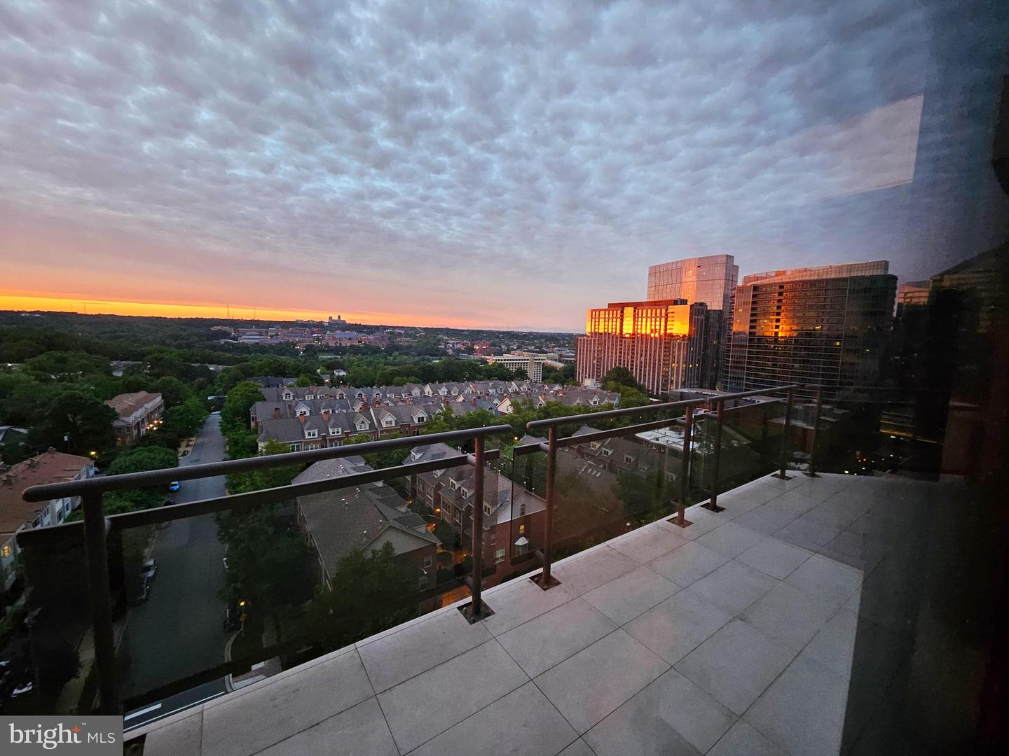 1530 KEY BLVD #1318, ARLINGTON, Virginia 22209, 2 Bedrooms Bedrooms, ,3 BathroomsBathrooms,Residential,For sale,1530 KEY BLVD #1318,VAAR2062098 MLS # VAAR2062098