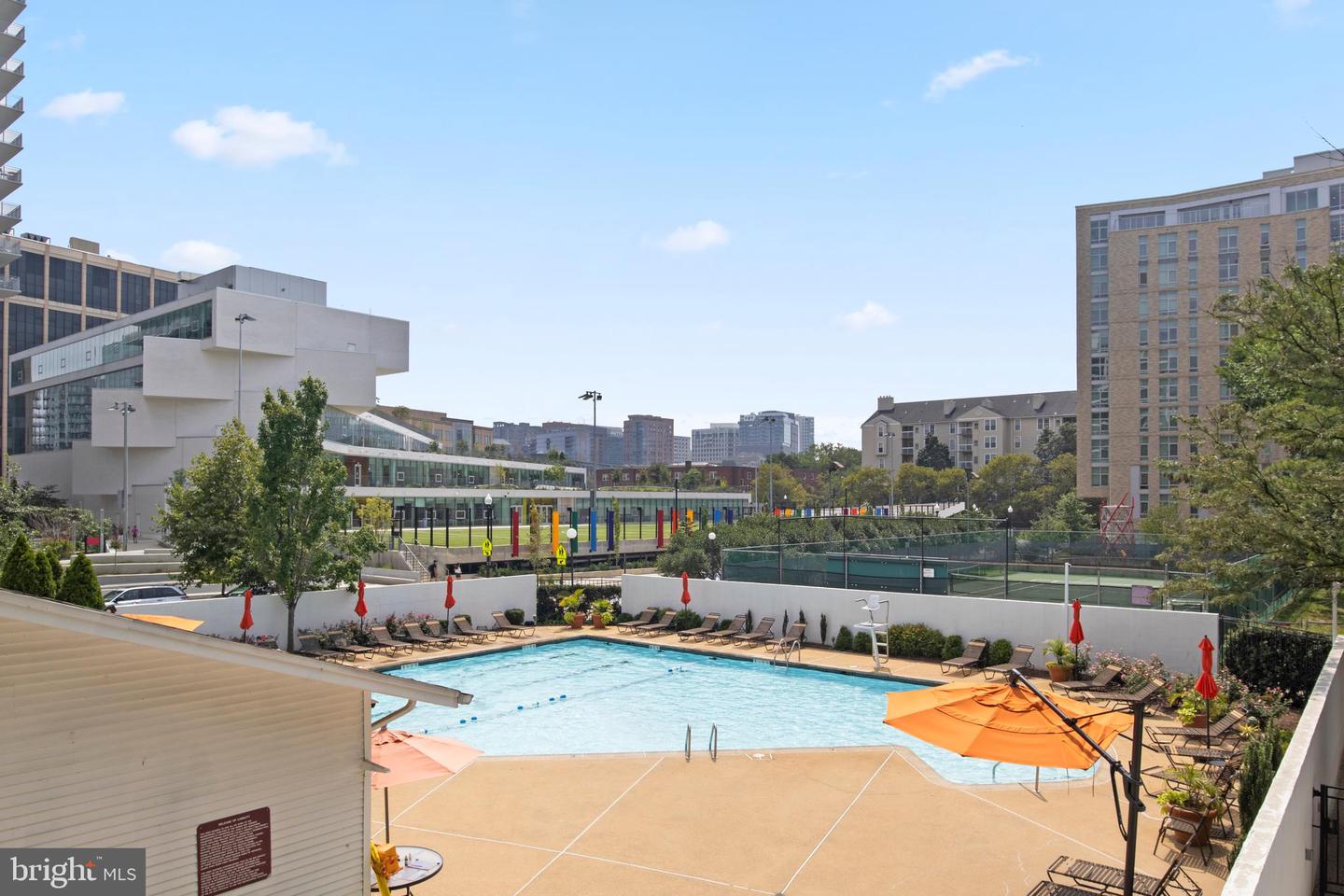 1530 KEY BLVD #1318, ARLINGTON, Virginia 22209, 2 Bedrooms Bedrooms, ,3 BathroomsBathrooms,Residential,For sale,1530 KEY BLVD #1318,VAAR2062098 MLS # VAAR2062098