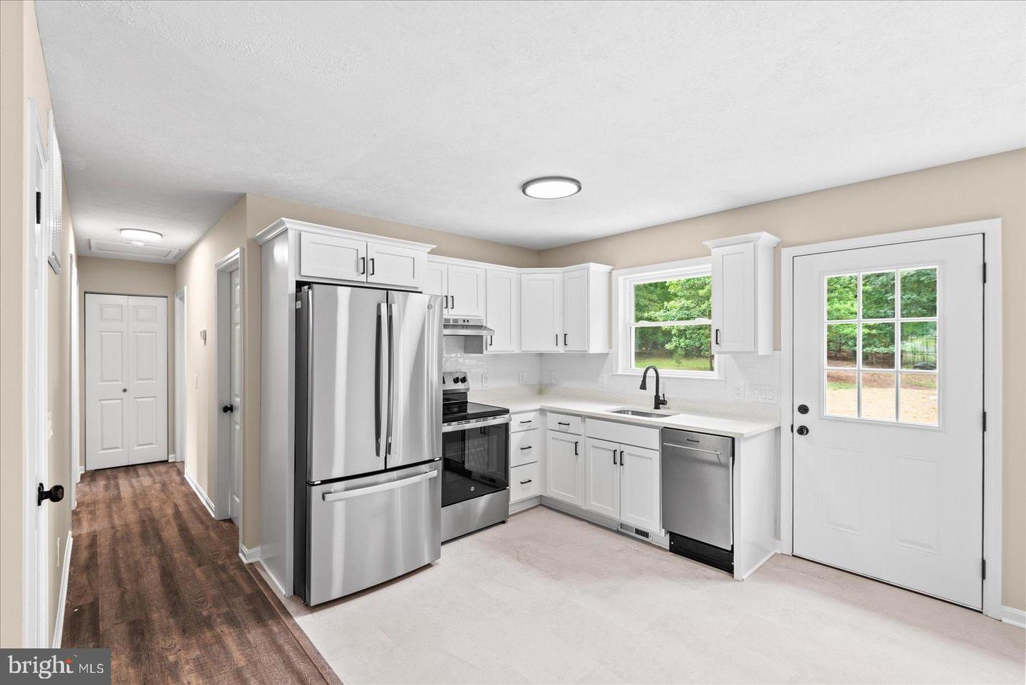 17009 DOUGLAS RD, BARBOURSVILLE, Virginia 22923, 3 Bedrooms Bedrooms, 4 Rooms Rooms,1 BathroomBathrooms,Residential,For sale,17009 DOUGLAS RD,VAOR2010444 MLS # VAOR2010444