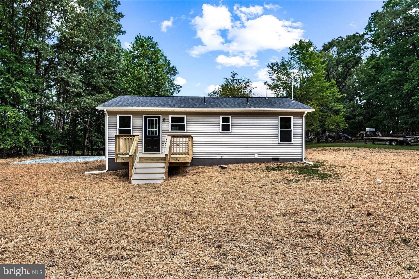 17009 DOUGLAS RD, BARBOURSVILLE, Virginia 22923, 3 Bedrooms Bedrooms, 4 Rooms Rooms,1 BathroomBathrooms,Residential,For sale,17009 DOUGLAS RD,VAOR2010444 MLS # VAOR2010444