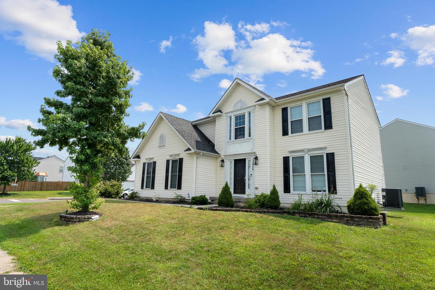 12220 REMLAND CT, REMINGTON, Virginia 22734, 4 Bedrooms Bedrooms, ,3 BathroomsBathrooms,Residential,For sale,12220 REMLAND CT,VAFQ2017878 MLS # VAFQ2017878