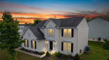 12220 REMLAND CT, REMINGTON, Virginia 22734, 4 Bedrooms Bedrooms, ,3 BathroomsBathrooms,Residential,For sale,12220 REMLAND CT,VAFQ2017878 MLS # VAFQ2017878