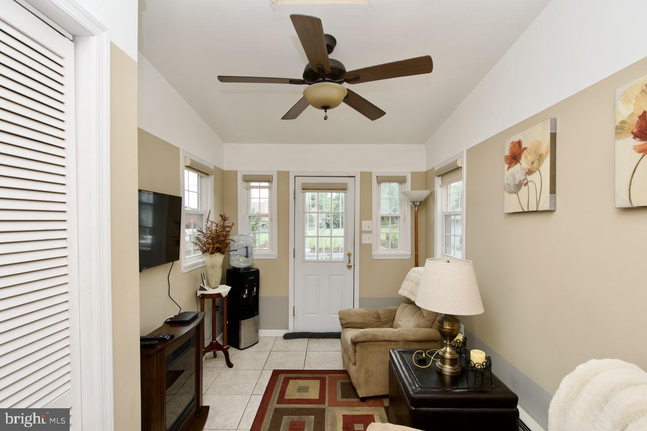 24 CRITTENDEN ST NE, WASHINGTON, District Of Columbia 20011, 2 Bedrooms Bedrooms, ,2 BathroomsBathrooms,Residential,For sale,24 CRITTENDEN ST NE,DCDC2214670 MLS # DCDC2214670