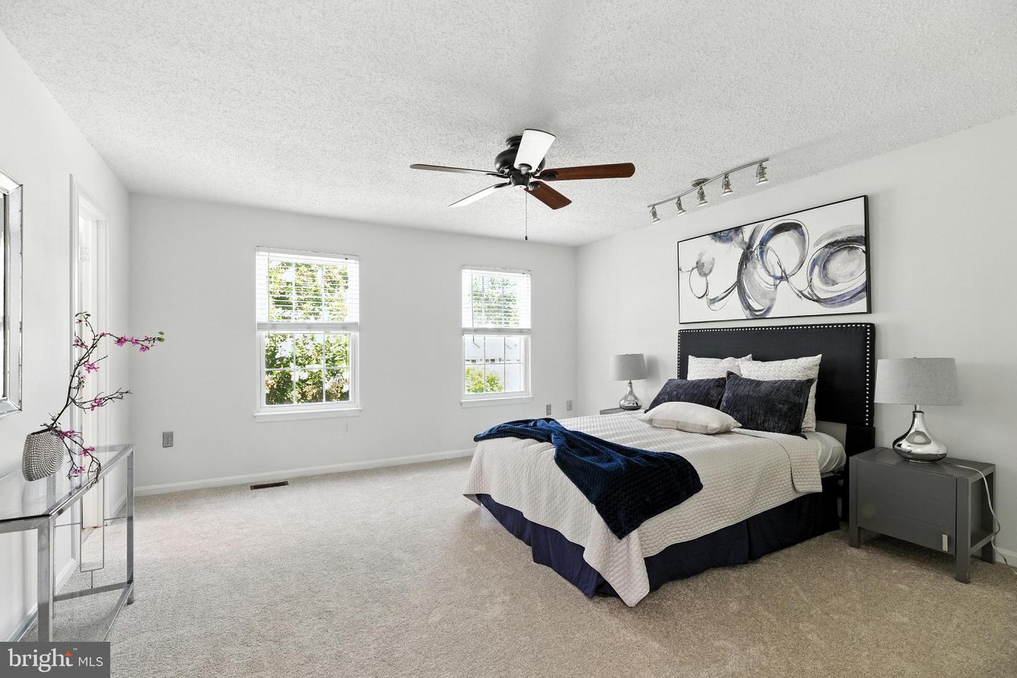 5842 WYE OAK COMMONS CT #21, BURKE, Virginia 22015, 3 Bedrooms Bedrooms, ,2 BathroomsBathrooms,Residential,For sale,5842 WYE OAK COMMONS CT #21,VAFX2260582 MLS # VAFX2260582